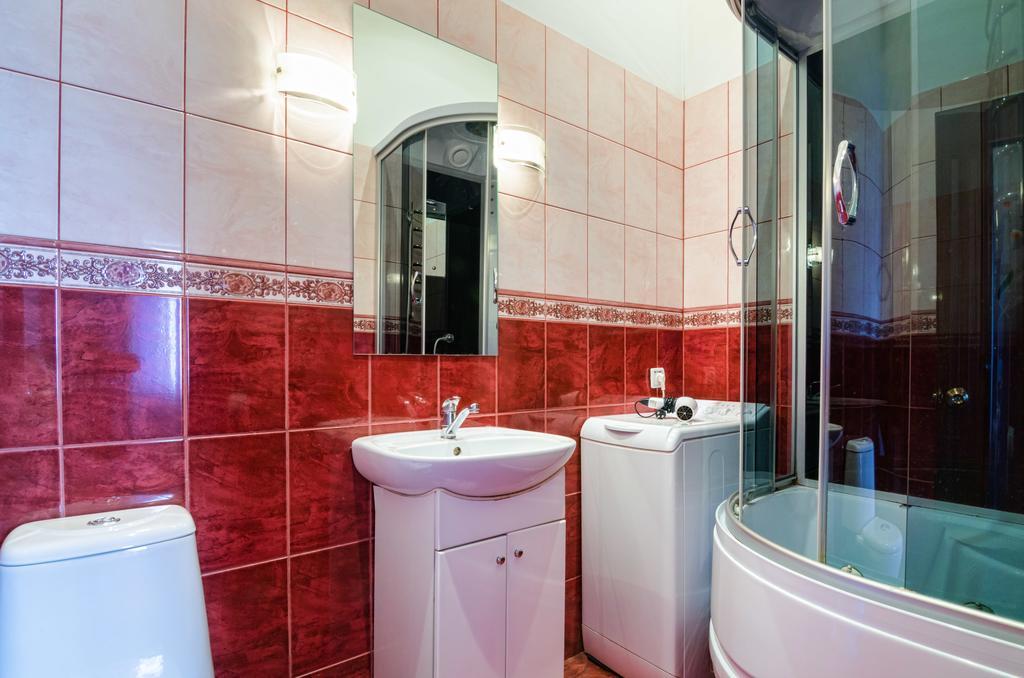 לבוב Leogrand Apartments On Kniazia Romana 26 מראה חיצוני תמונה
